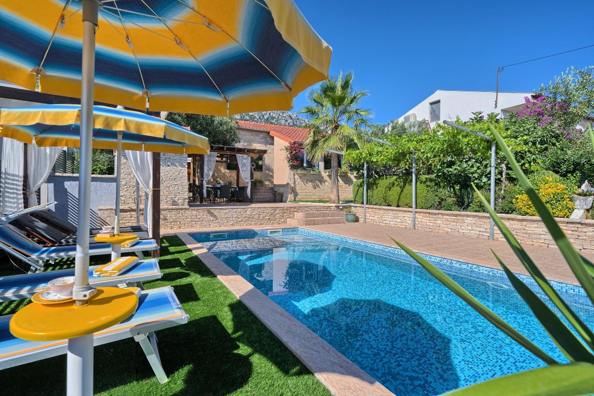 Villa Antea Kastela Exterior photo